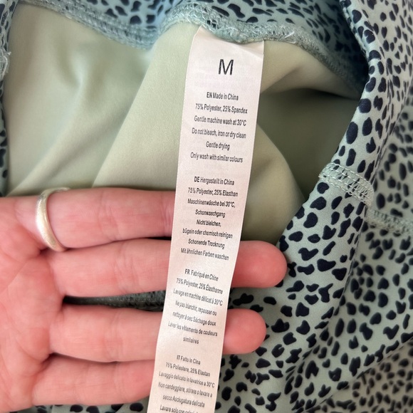 Leopard Mint Dot Workout Biker Shorts Women Medium Hidden Pockets - Picture 6 of 10